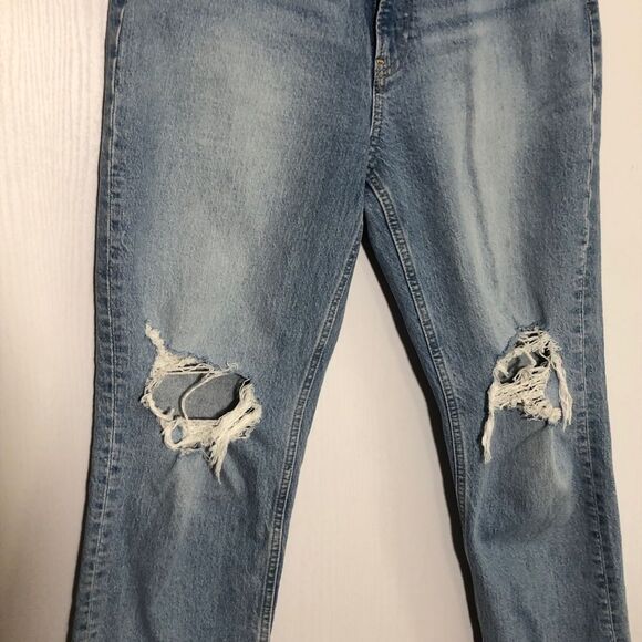 Gap Jeans Womens 10 R Cheeky Straight High Rise Light Wash Distressed Raw Hem - Picture 4 of 14